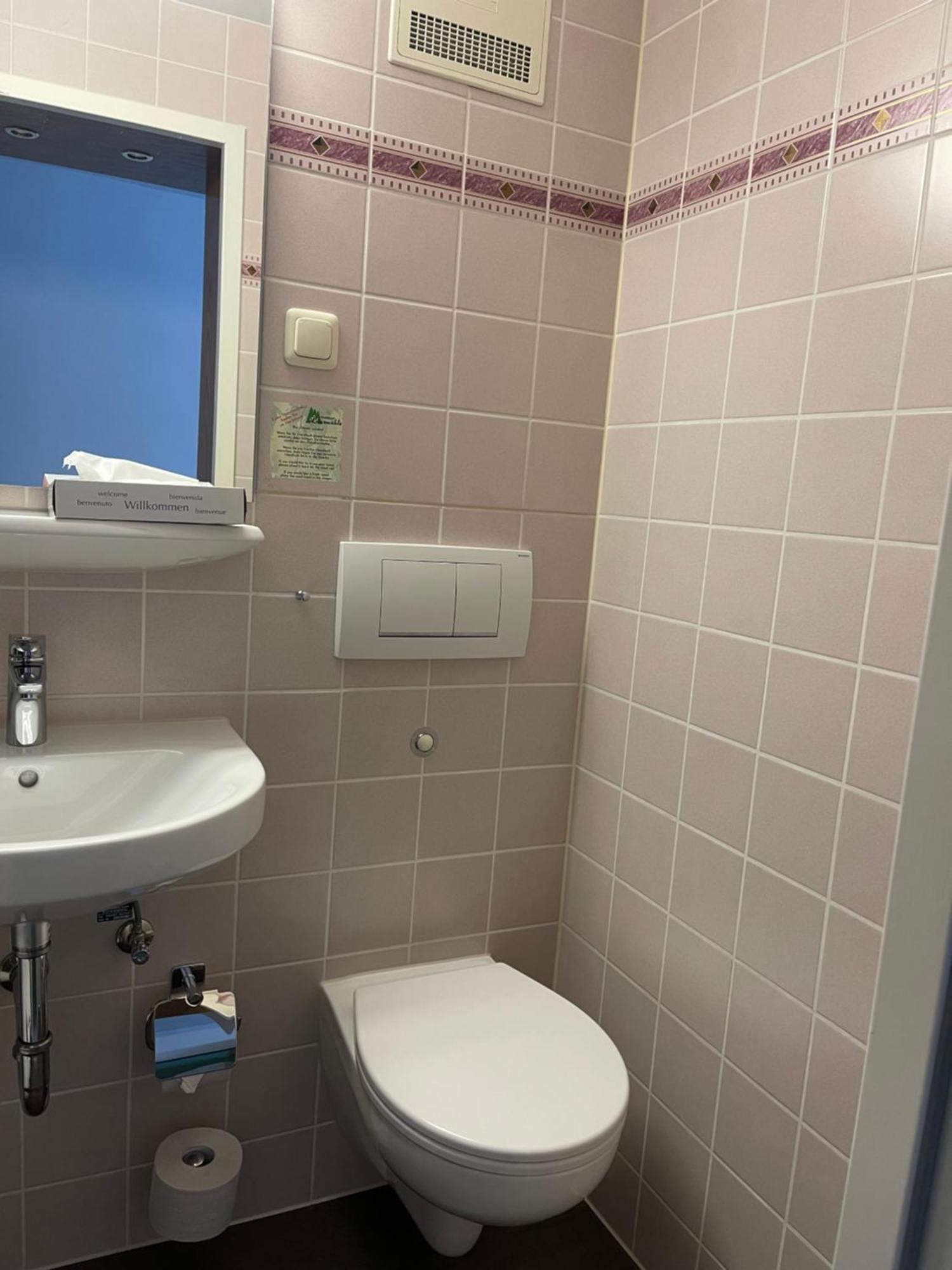 Waldhotel Linzmuehle Kahla  Zewnętrze zdjęcie