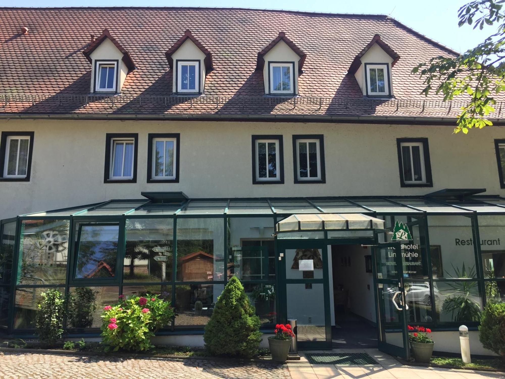 Waldhotel Linzmuehle Kahla  Zewnętrze zdjęcie